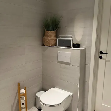 Sentrumsnaer Enebolig Skien